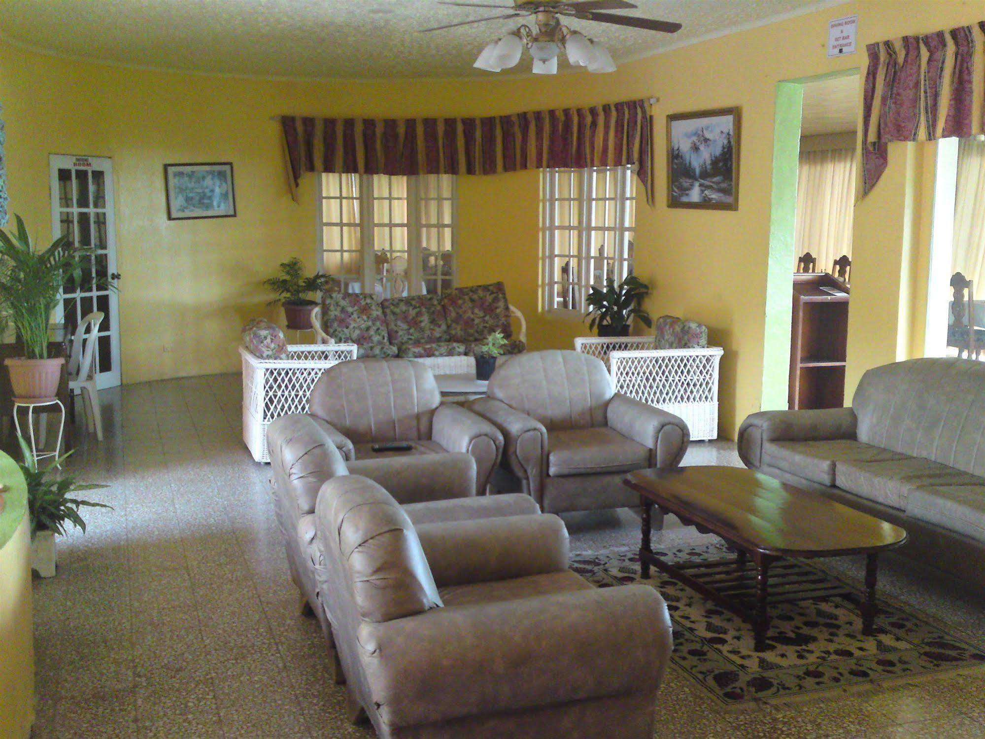 Casa Maria Hotel Port Maria エクステリア 写真
